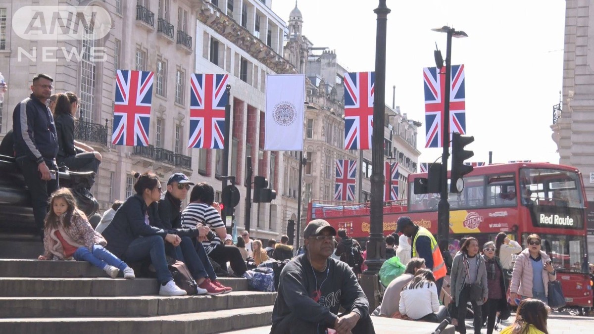 英戴冠式　世論調査で国民の6割が「興味なし」