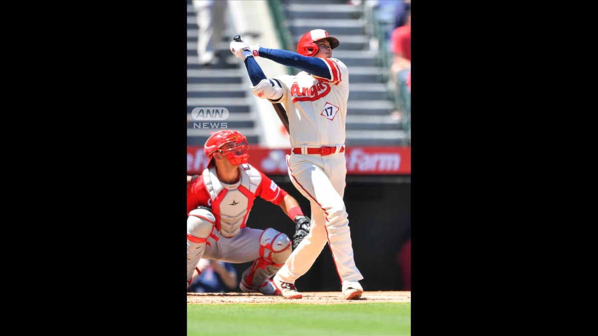 本拠地エンゼルスタジアムで日米ファン歓喜　大谷翔平 ホームラン王