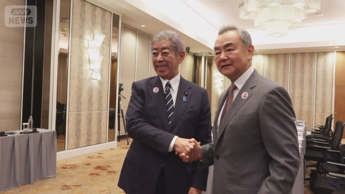 日中外相会談　和牛解禁に向け協議　中国軍機が自衛隊機に2日連続接近「深刻な懸念」