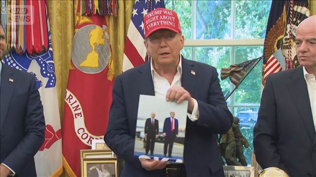 トランプ氏 ロシア制裁示唆　会談の進展「2週間で分かる」