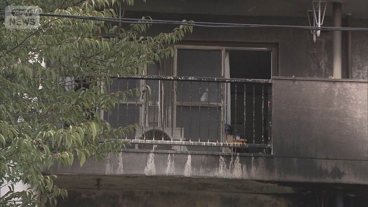 東京・立川市で火事 落雷が原因か 80代女性 病院に搬送