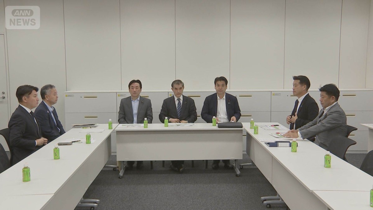 外国人学校は除外へ　高校授業料無償化で