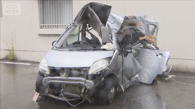 軽自動車が電柱に衝突 10代女性2人死亡 滋賀