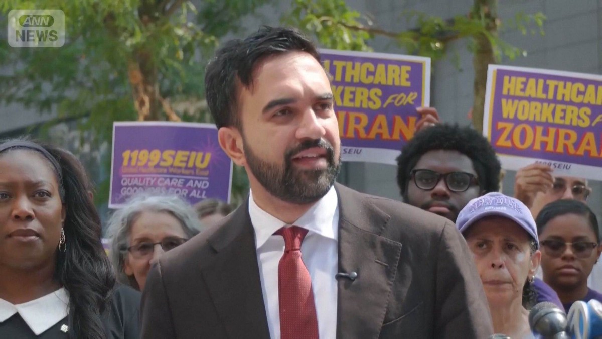 ニューヨーク市長選 マムダニ候補のリード半分に 前NY州知事が直前の追い上げ