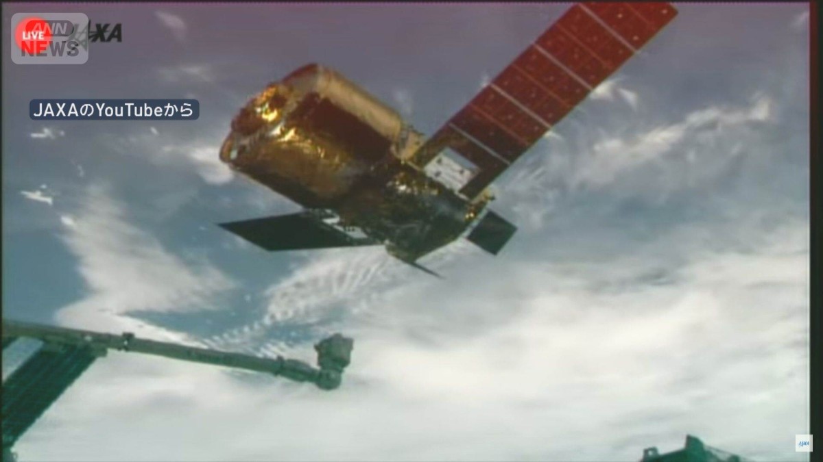 ISSで新型補給機キャッチ成功 油井飛行士がロボットアーム操縦