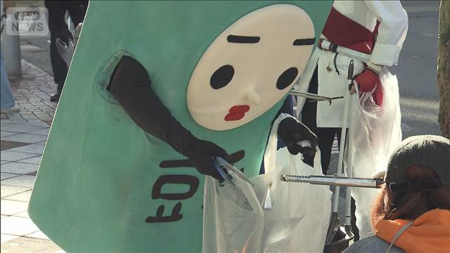 ハロウィンから一夜明け 渋谷で清掃作業 来訪者は最少に