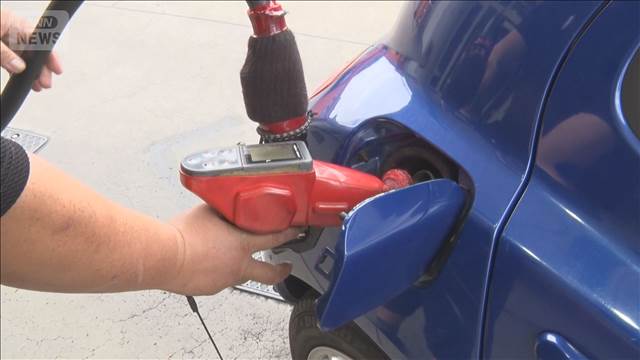 暫定税率年内廃止を見越してガソリン買い控え　在庫なくなるまで値段下がらず