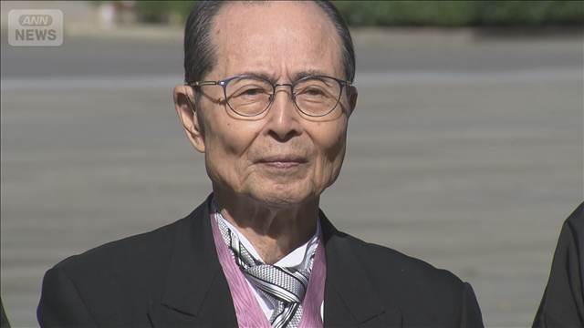 【速報】文化勲章親授式　陛下が王貞治さんら8人へ勲章授与
