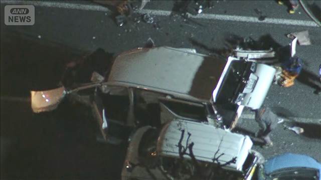 【速報】車10台ほど絡む事故　10人以上けが　1人死亡　兵庫・加古川市