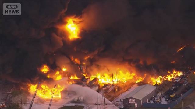 貨物機が墜落し炎上 少なくとも4人死亡11人けが　米ケンタッキー州