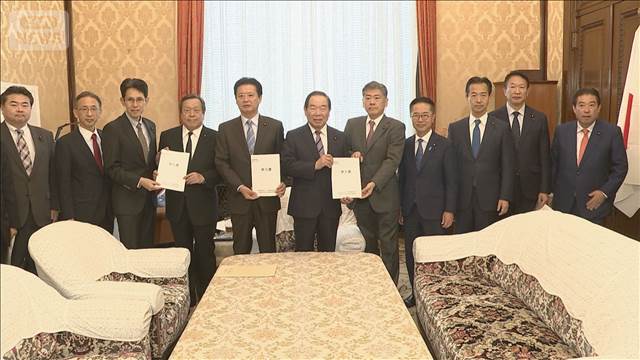 超党派議連“来春に選挙制度とあわせて結論を”　「定数削減」で申し入れ