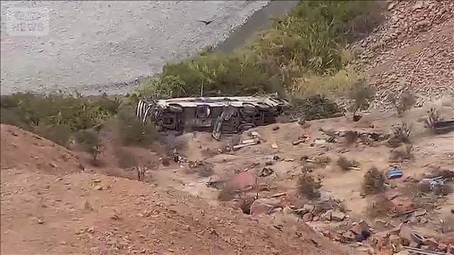ペルーでバスが渓谷に転落、200メートル落下　37人死亡