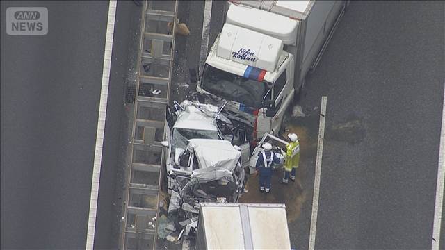 【速報】圏央道入間IC付近でトラックなど5台の事故　5人けが　現場付近が通行止め