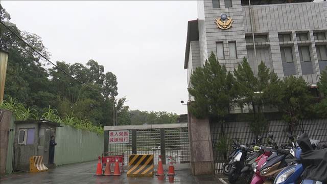 【速報】タイ警察幹部ら母親拘束の台湾へ出発　タイ少女の人身取引事件　