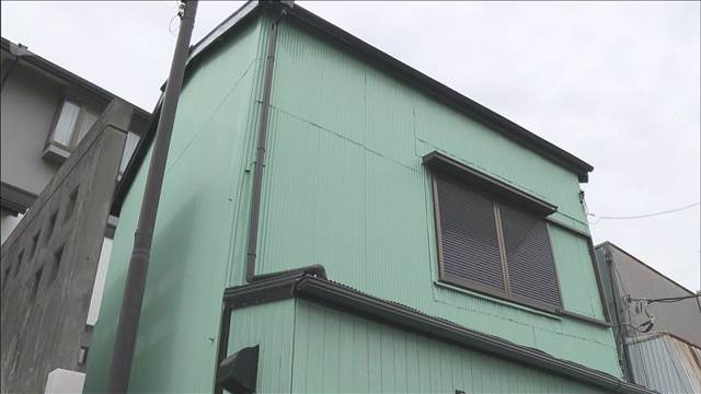 横浜市で29歳女性を殺害の疑いで同居の74歳男逮捕「死にたいと話をしていた」