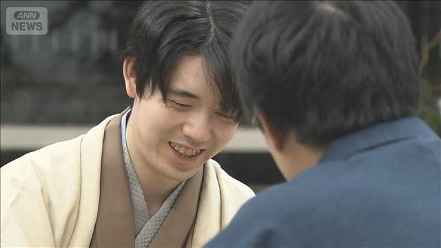 藤井聡太六冠が「永世竜王」に　史上3人目、23歳3カ月で獲得は史上最年少　