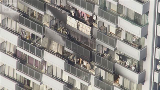 11階建てのマンションで火事　一時激しい黒煙上がる　けが人の情報なし　栃木・足利市