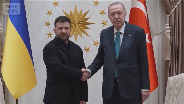 ウクライナで25人死亡　ゼレンスキー氏　停戦交渉再開に向けトルコ訪問