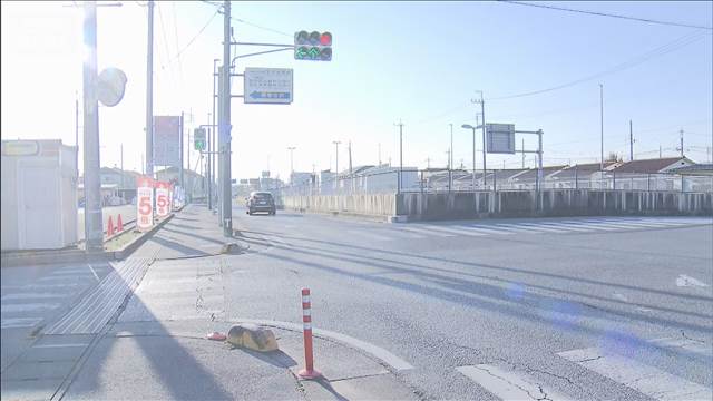 横断歩道で自転車の母子はねられる 母親は意識不明の重体 男児も重傷　車運転の女逮捕