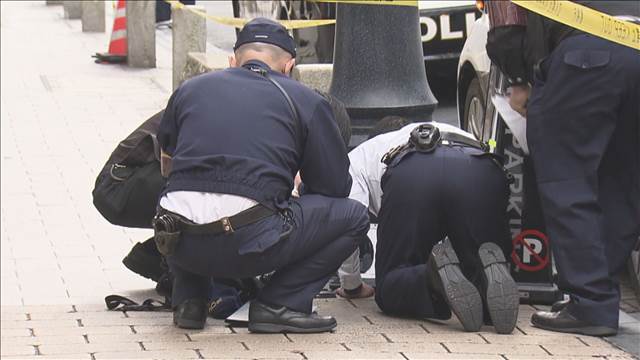 赤坂ライブハウス女性刺傷事件　逃走したのと同じ方向から現場に