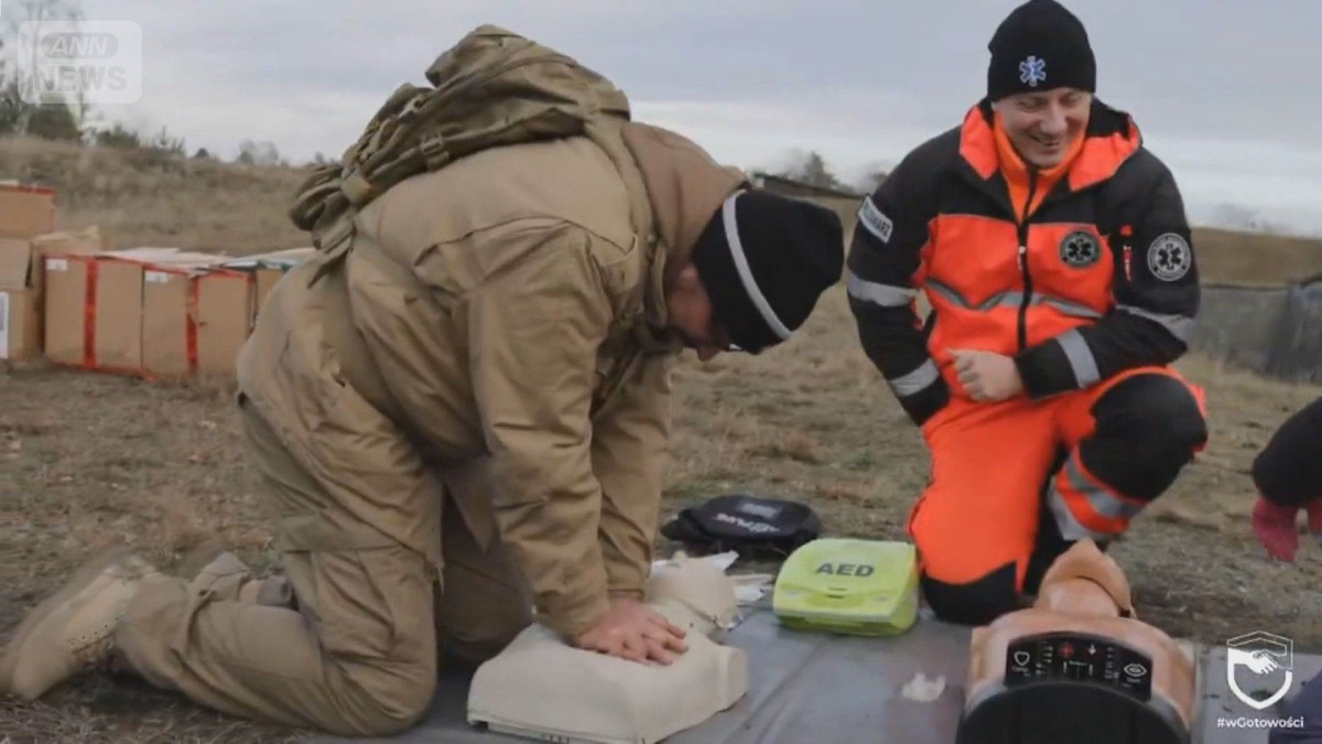 「常に備えよ」ロシア念頭に訓練　隣国ポーランドで来年末までに国民50万人参加へ