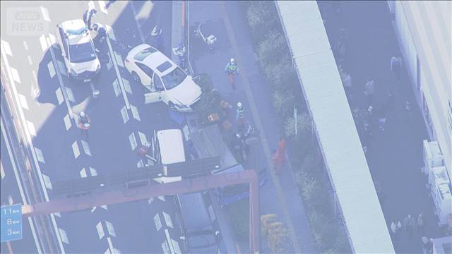 足立区11人死傷事故　事故までの空白の2時間　GSに立ち寄ったか　警視庁