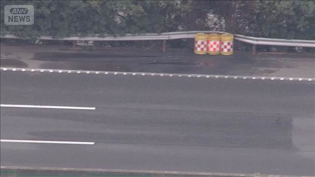 西名阪道で全焼の車から遺体　運転の男　殺人容疑などで再逮捕