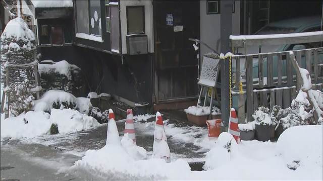 クマ被害相次ぐ 長野で除雪作業中に襲われ男性けが 岩手では犬を探しに行き襲われる