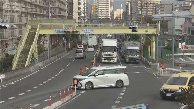 指名手配中の男　パトカー追跡中に事故