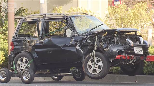 横浜・馬車道駅近くで事故　トレーラーなど3台衝突　1人重傷