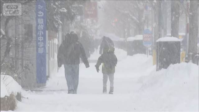 青森県酸ケ湯で今季最大積雪　各地では風強く、真冬並みの寒さ