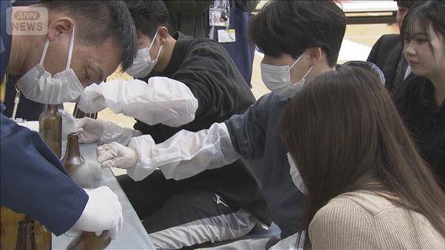 学生が警視庁の捜査を体験 なり手不足の中 仕事の魅力をアピール