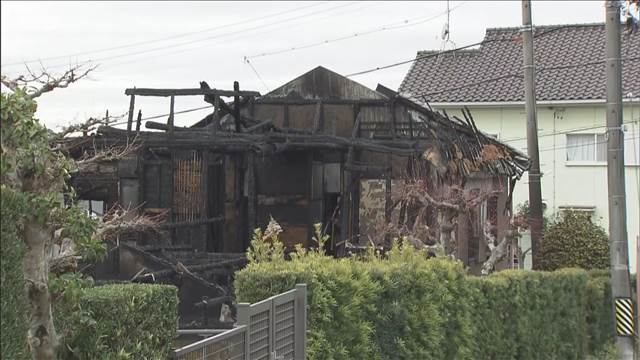 愛知で住宅全焼1人死亡　札幌ではアパートから出火 2人救助も80代男性死亡