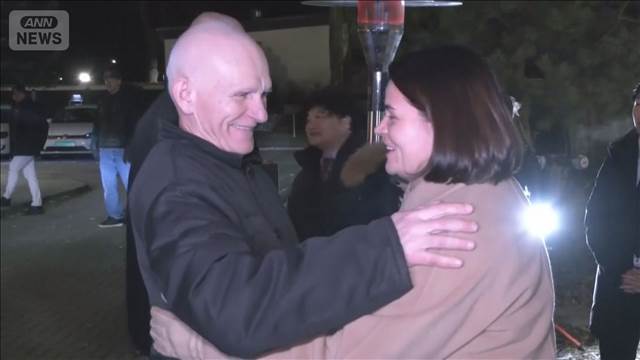 ベラルーシ　邦人の元教師や平和賞受賞者ら123人釈放　米国の制裁解除の見返り