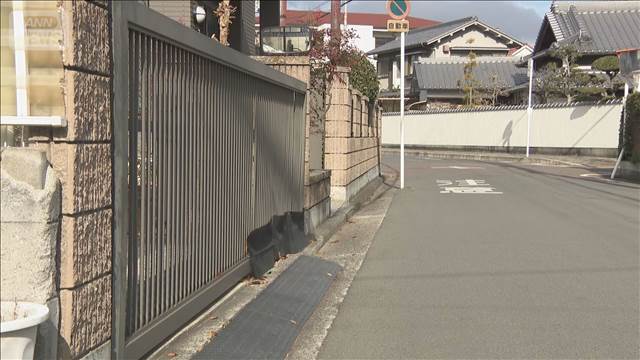 車に接触され自転車の女性けが 並走して運転の男が罵声 “殺人未遂”で捜査