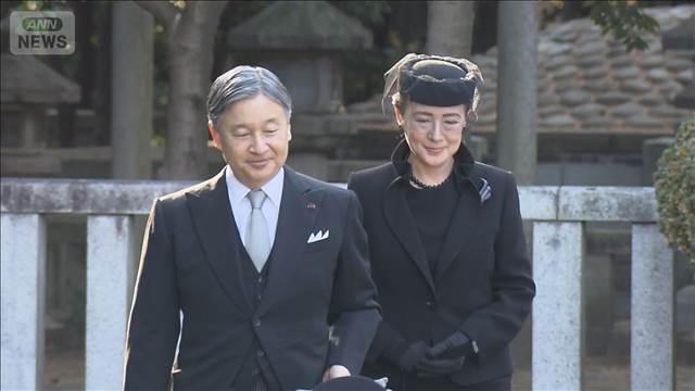 天皇皇后両陛下　三笠宮妃百合子さまの墓所で拝礼　去年11月に101歳で亡くなる