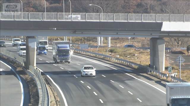 高速道路上で男性死亡　ひき逃げ事件か　茨城・つくば市の常磐道