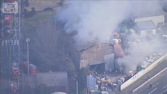 【速報】千葉・白井市で倉庫火災 消火活動続く