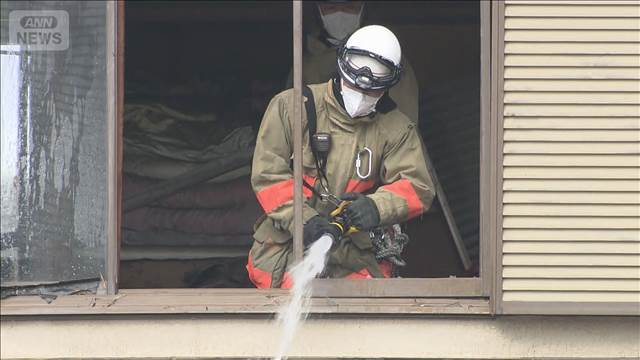 住宅火災で80代くらいの女性が重体　東京・青梅市