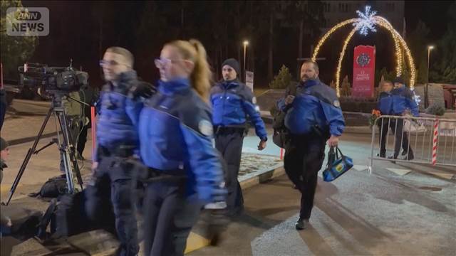 バーで火災 約40人死亡　スイス南部のスキーリゾート