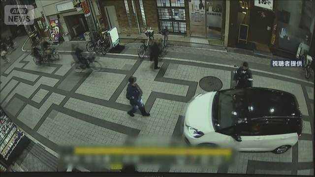 ボンネットに警察官乗せ走行 男を逮捕　急ブレーキや蛇行で振り落とそうと数分間暴走