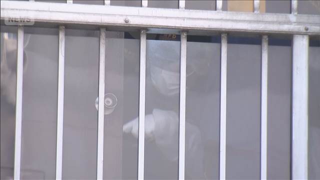 東京・大田区マンションで男性殺害　非常階段付近にも“血”の足跡
