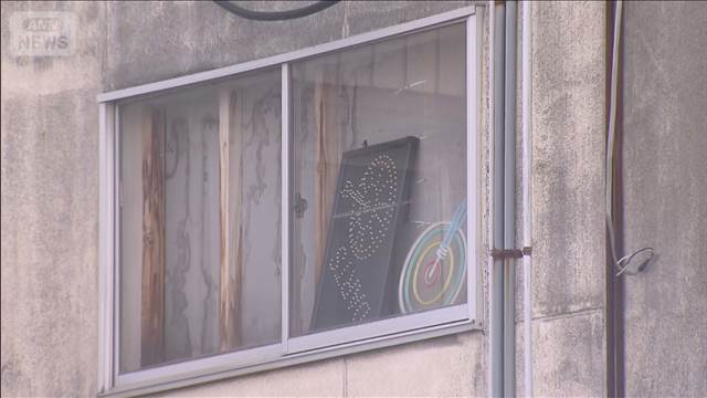 バーの壁内から女性遺体　逮捕の男 周囲に「身の潔白を証明するため」 北海道日高町