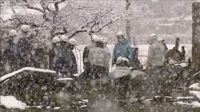 住宅など2軒全焼の火事で1人死亡　電気ストーブから出火か　富山・小矢部市