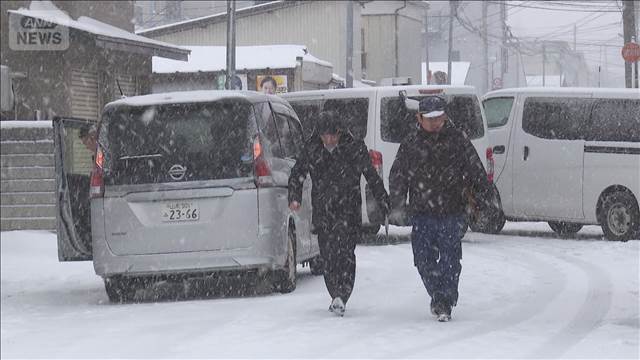 男性が刃物で切り付けられる　犯人は逃走中　山形・米沢市