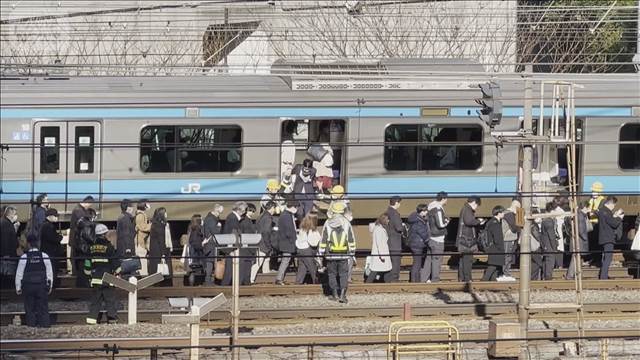 停電で運転見合わせ　原因は「作業員のミス」　JR東日本が会見