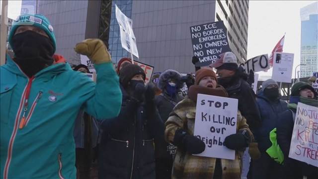 米トランプ大統領　ミネソタ州での移民取り締まり巡る射殺事件で事態鎮静化の動き