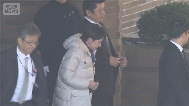 高市総理「手を強く引っ張られて痛めた」