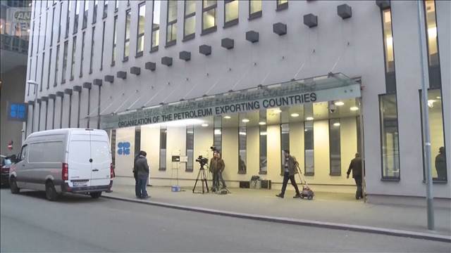 OPECプラス原油増産停止維持　イラン情勢緊迫で価格高騰も3カ月連続の増産見送り