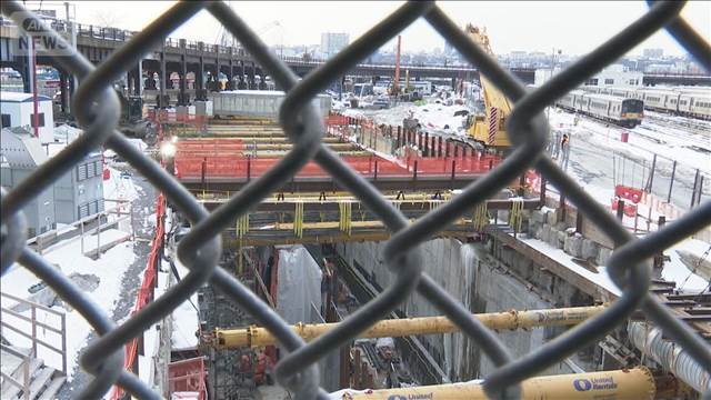 NY大規模トンネル　米政権資金凍結差し止め　空港や駅を「トランプ」に改称要求の中